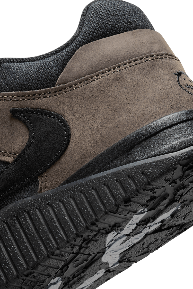 CJ1 T-Rexx „Black and Dark Mocha” (FZ8117-204) – data